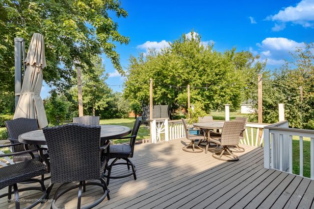 7254 Fair Elms Avenue, Burr Ridge, IL 60527