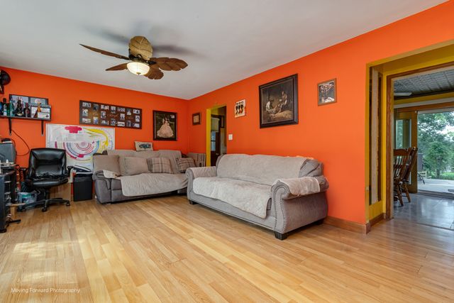 7254 Fair Elms Avenue, Burr Ridge, IL 60527