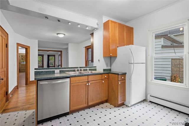 330 Ashland Avenue, Buffalo, NY 14222