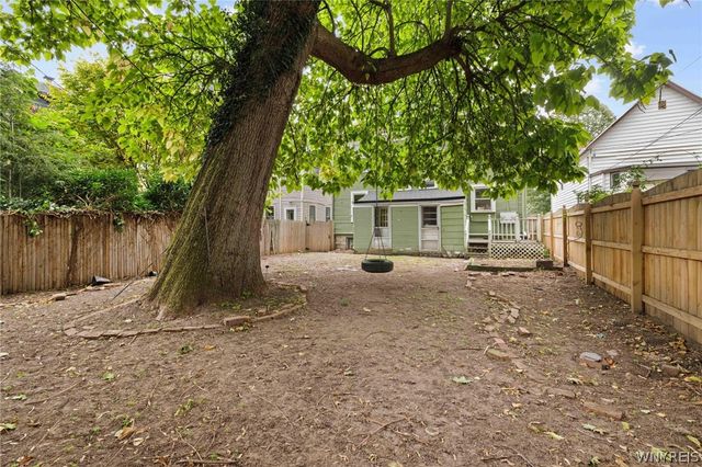 330 Ashland Avenue, Buffalo, NY 14222