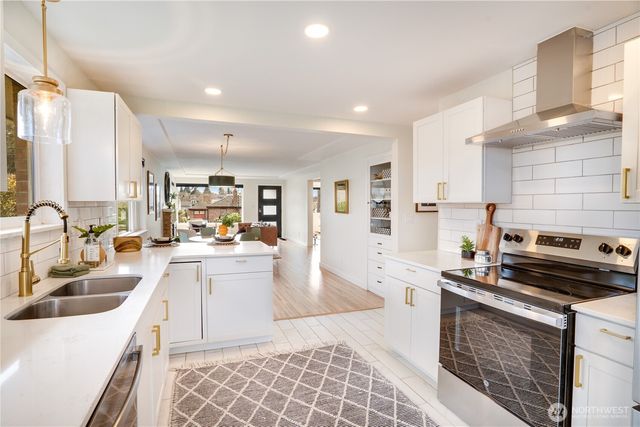 4307 N 9th Street, Tacoma, WA 98406