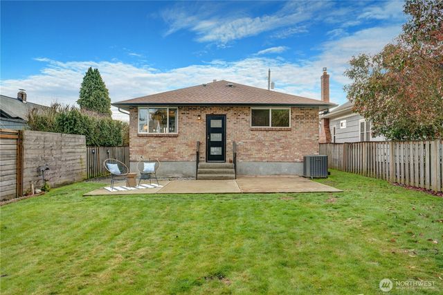 4307 N 9th Street, Tacoma, WA 98406