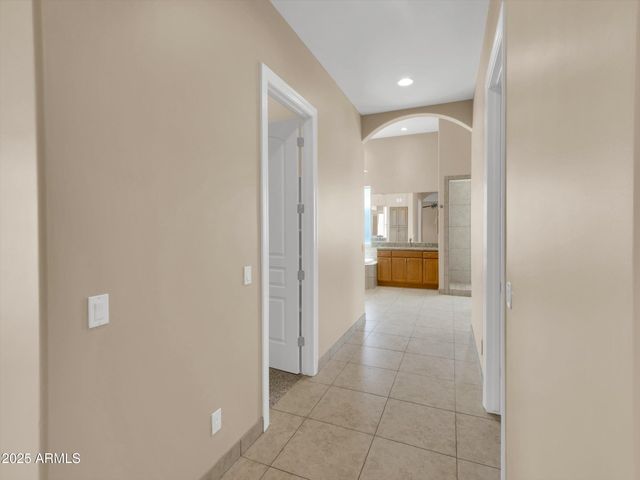 8031 W MORTEN Avenue, Glendale, AZ 85303