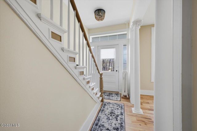 3613 Becker Street, Niskayuna, NY 12304