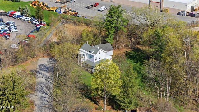 3613 Becker Street, Niskayuna, NY 12304