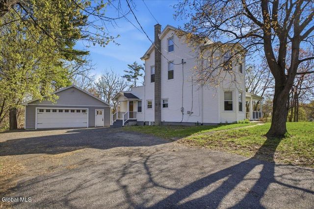 3613 Becker Street, Niskayuna, NY 12304