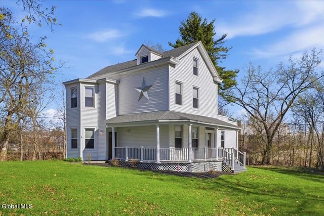 3613 Becker Street, Niskayuna, NY 12304