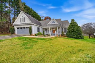5207 Birchleaf Lane, Claremont, NC 28610