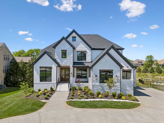 109 Tattnall Ct, Gallatin, TN 37066