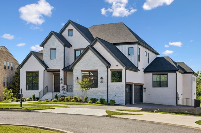 109 Tattnall Ct, Gallatin, TN 37066