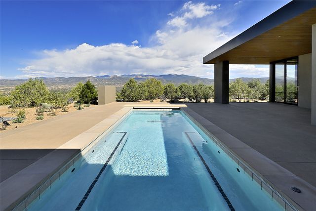 3275 Monte Sereno Drive, Santa Fe, NM 87506