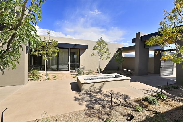 3275 Monte Sereno Drive, Santa Fe, NM 87506