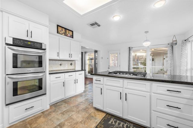 15035 Vistamont Drive, Houston, TX 77083