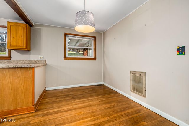 722 Beidleman Creek Road, Bristol, TN 37620