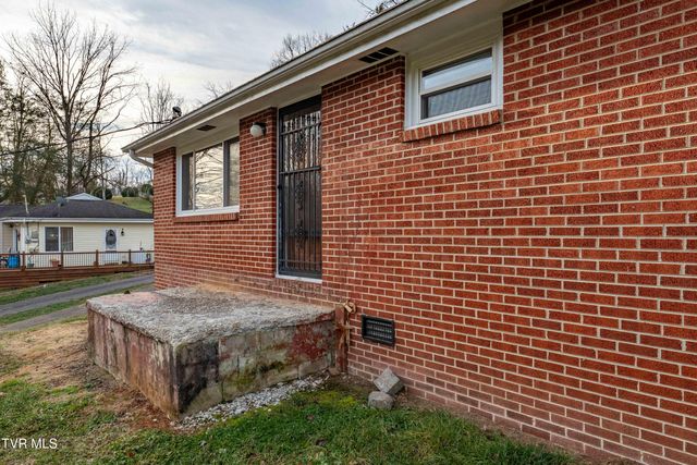 722 Beidleman Creek Road, Bristol, TN 37620