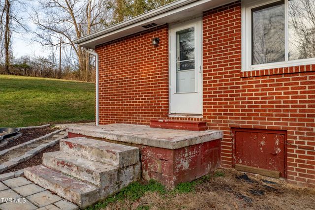 722 Beidleman Creek Road, Bristol, TN 37620