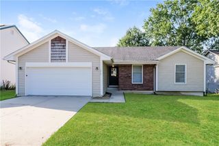 1216 Huntington Drive, Blue Springs, MO 64015