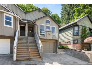 2933 Sw 4TH Ave, Portland, OR 97201