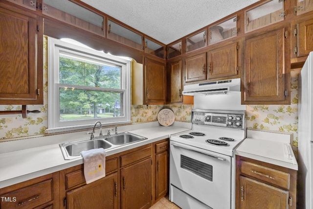 2346 Mount Hope Church Road, Whitsett, NC 27377