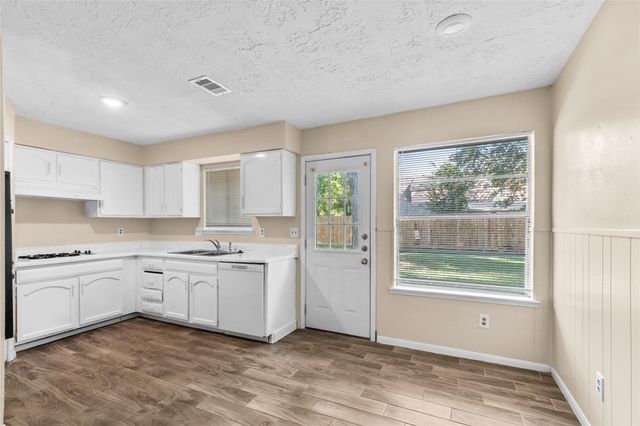 9603 Landry Boulevard, Spring, TX 77379