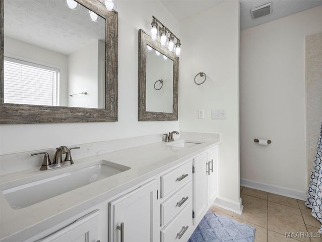 772 Summer Lane, Prattville, AL 36066