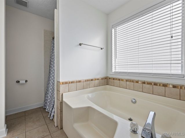 772 Summer Lane, Prattville, AL 36066