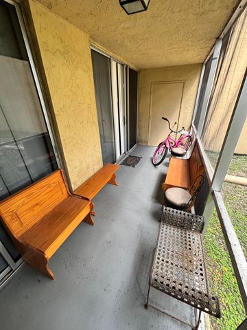 3121 NW 47th Terrace 107, Lauderdale Lakes, FL 33319