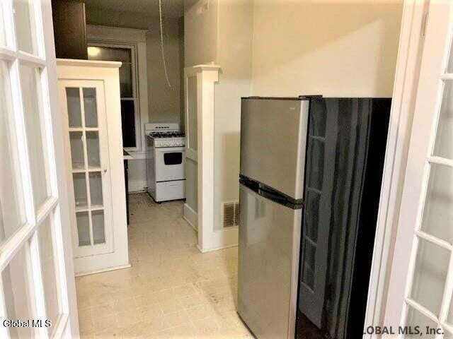 1011 Union Street, Schenectady, NY 12308