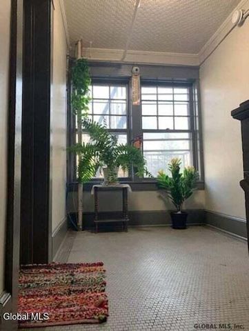 1011 Union Street, Schenectady, NY 12308