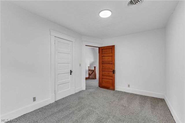 909 Lake Avenue, Elyria, OH 44035