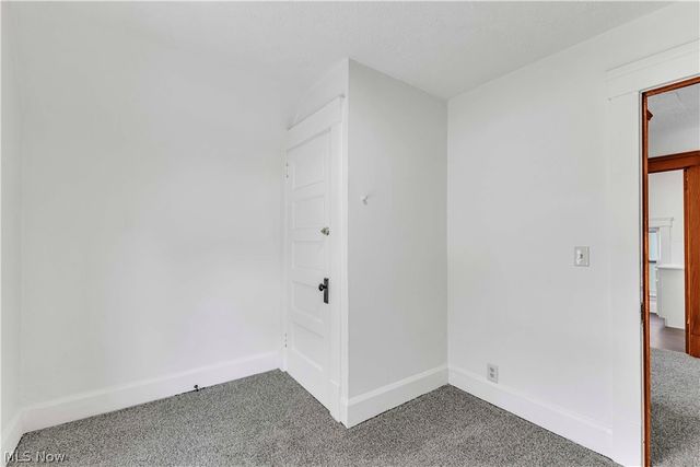 909 Lake Avenue, Elyria, OH 44035