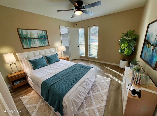 521 Sharp Drive, Desoto, TX 75115