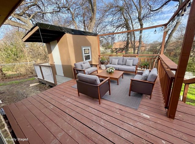 521 Sharp Drive, Desoto, TX 75115