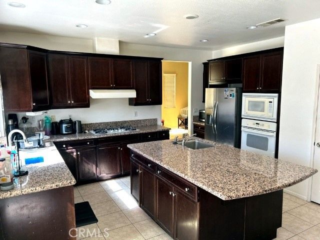 35865 Nonnie Drive, Wildomar, CA 92595