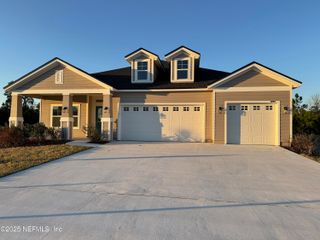 3654 AMERICANA Drive, Green Cove Springs, FL 32043
