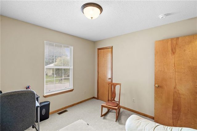 1704 W Christi Lane, Raymore, MO 64083