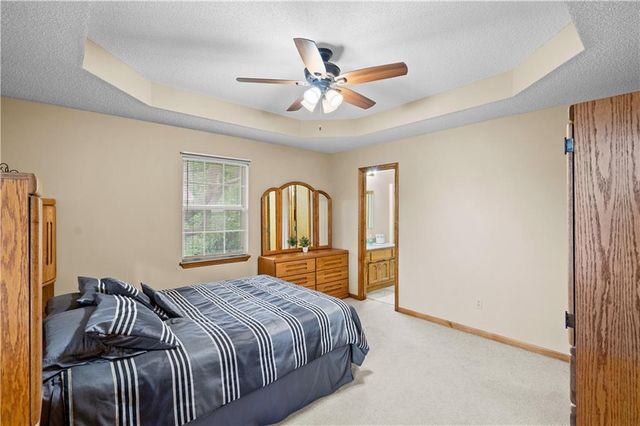 1704 W Christi Lane, Raymore, MO 64083
