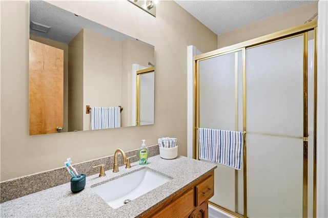 1704 W Christi Lane, Raymore, MO 64083