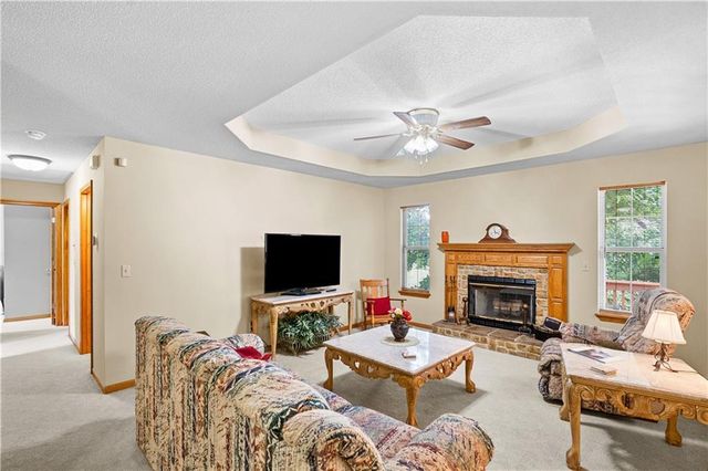1704 W Christi Lane, Raymore, MO 64083