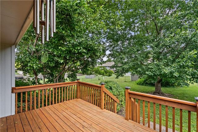 1704 W Christi Lane, Raymore, MO 64083