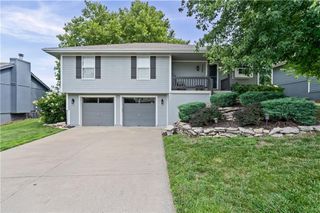 1704 W Christi Lane, Raymore, MO 64083