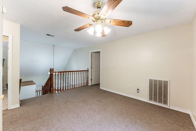 3660 Red Bud Lane, Huntsville, TX 77340
