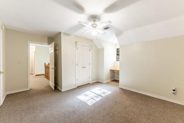 3660 Red Bud Lane, Huntsville, TX 77340