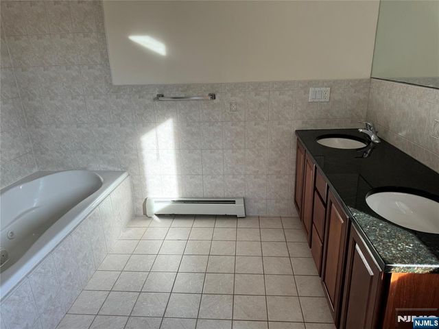 535B Lawn Avenue B, Palisades Park, NJ 07650