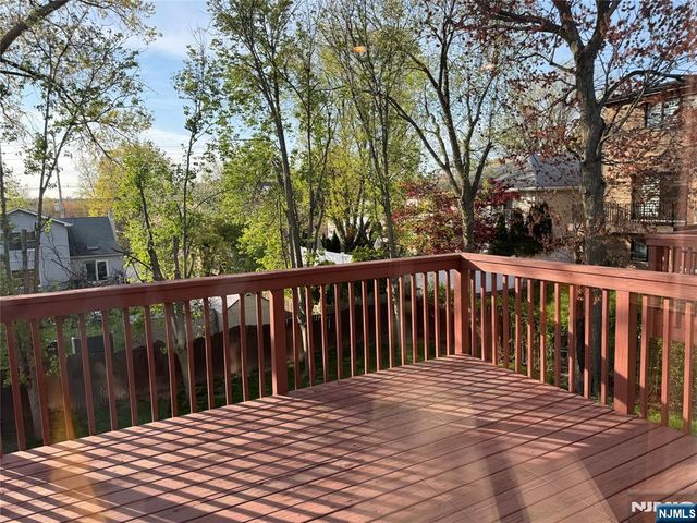 535B Lawn Avenue B, Palisades Park, NJ 07650