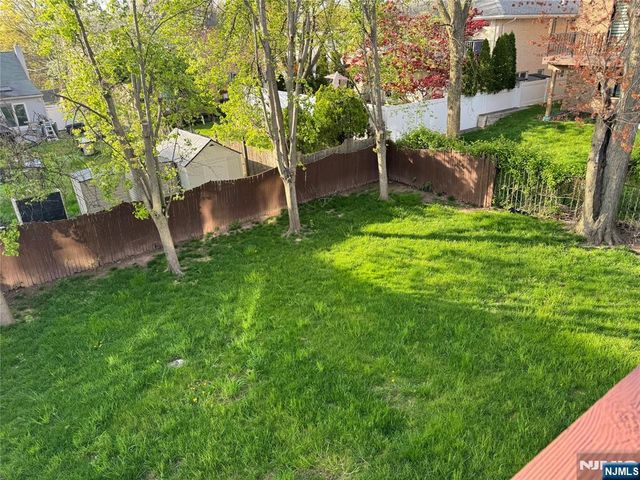 535B Lawn Avenue B, Palisades Park, NJ 07650