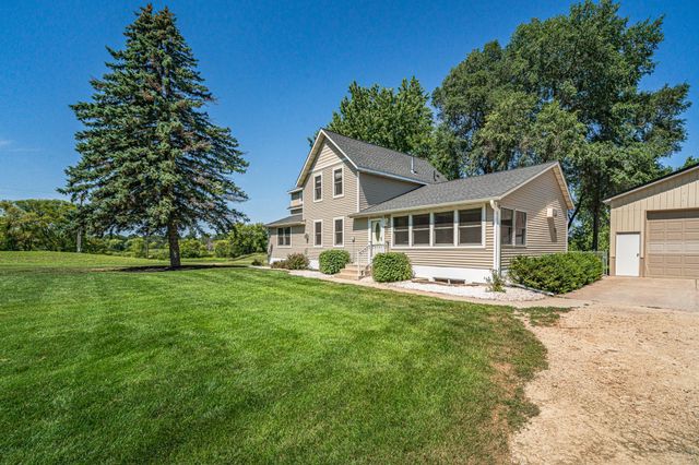 3986 180th Street E, Prior Lake, MN 55372