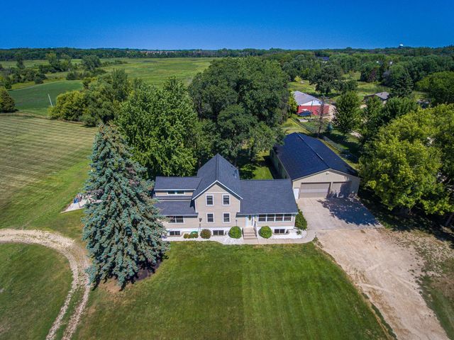 3986 180th Street E, Prior Lake, MN 55372