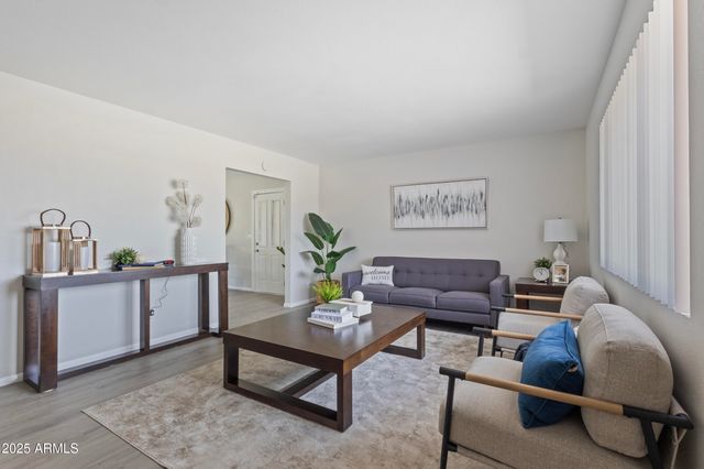 3339 W SHAW BUTTE Drive, Phoenix, AZ 85029