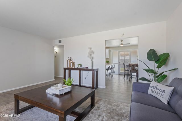 3339 W SHAW BUTTE Drive, Phoenix, AZ 85029